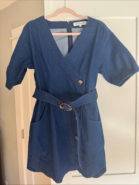 Elliatt Dark Denim Dress with Belted Waist